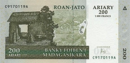 Madagaskar 200 ariary Aloalo 2004/2016 P-87c
